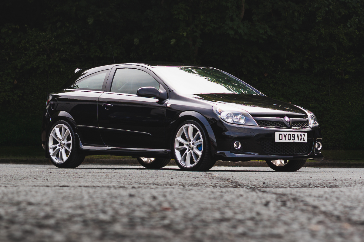 Win This Vauxhall Astra VXR for just 2p!